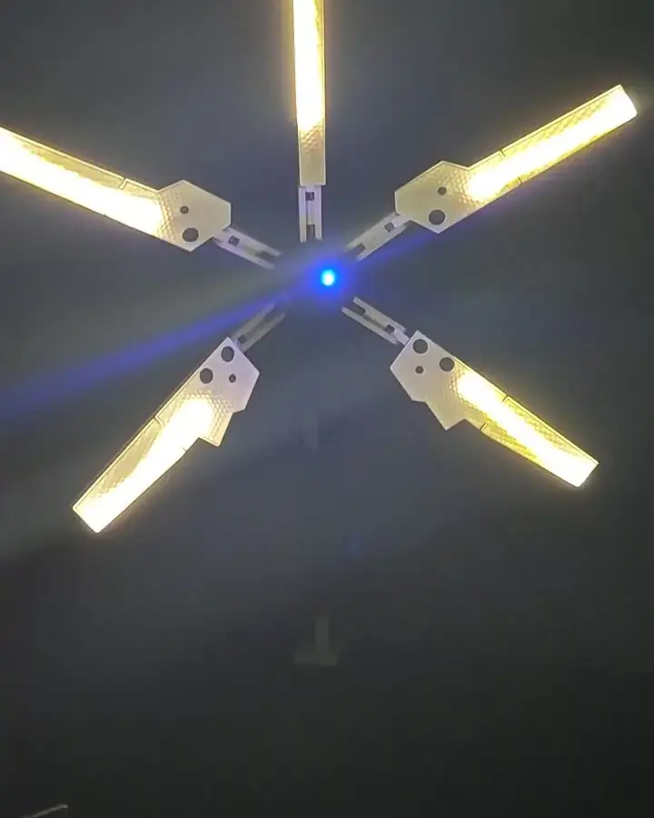 Desk Stranding lamp lit up